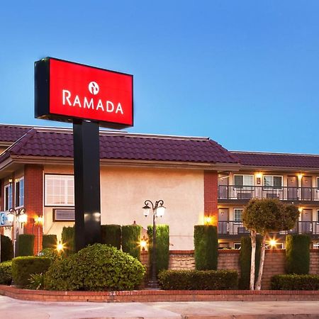 מלון Ramada By Wyndham פסדינה מראה חיצוני תמונה